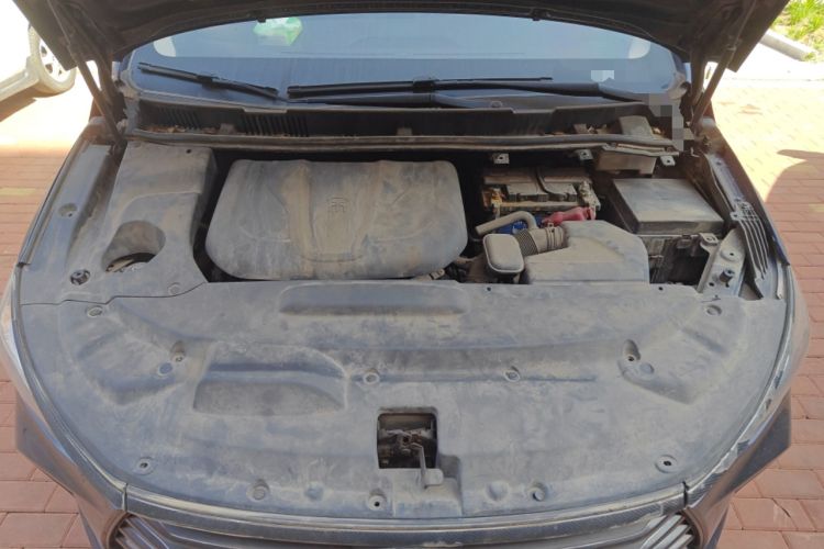 Used BYD Song MAX 2018 1.5T Automatic Smart Connect Luxury 7-Seater Engine Bay