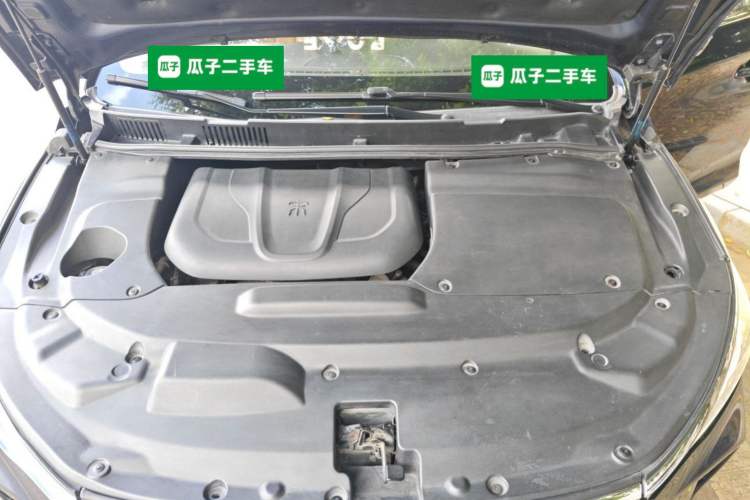 Used BYD Song MAX 2018 1.5T Automatic Smart Connect Luxury 6-Seater Engine Bay