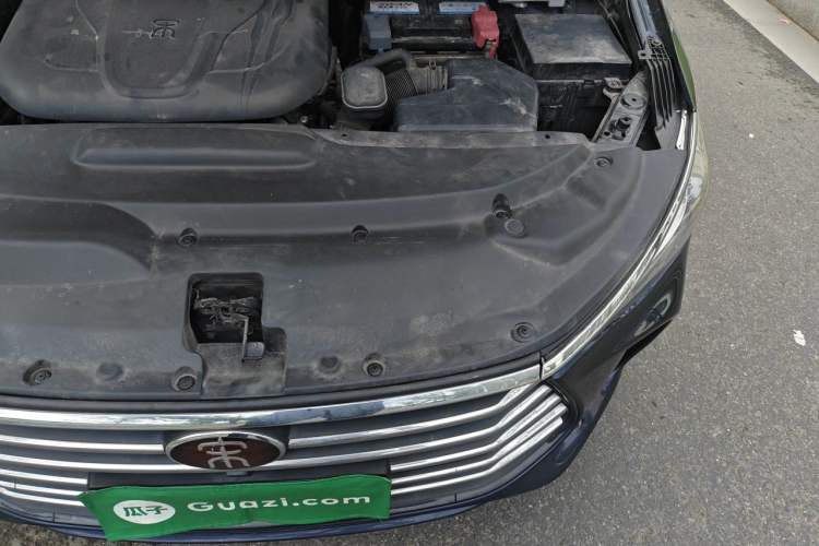 Used BYD Song MAX 2018 1.5T Automatic Smart Connect Luxury 6-Seater Engine Bay Left