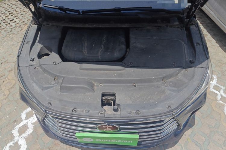 Used BYD Song MAX 2018 1.5T Automatic Smart Connect Luxury 6-Seater Engine Bay