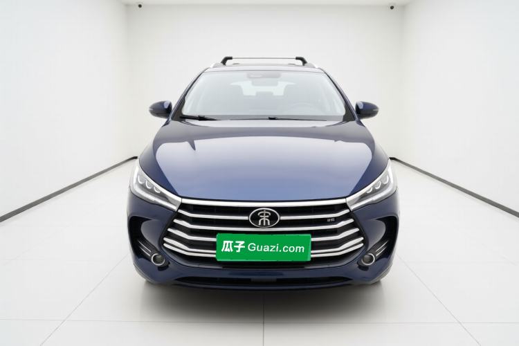Used BYD Song MAX 2018 1.5T Automatic Smart Connect Elite Model with 6 Seats Exterior 1
