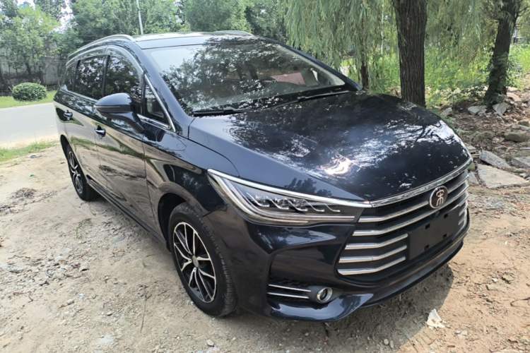 Used BYD Song MAX 2018 1.5T Automatic Smart Connect Luxury 6-Seater Exterior 1