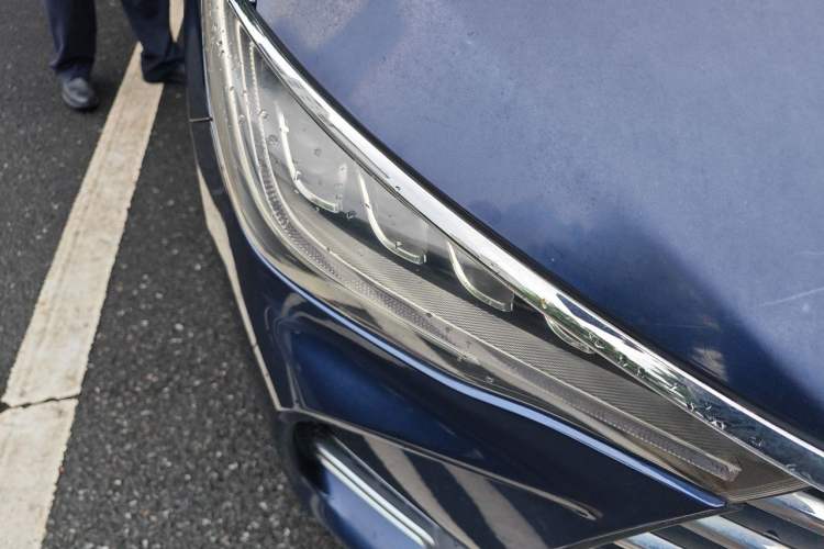 Used BYD Song MAX 2018 1.5T Automatic Smart Connect Elite Model with 6 Seats Exterior 3