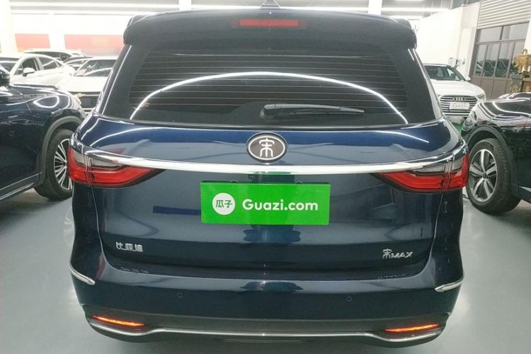 Used BYD Song MAX 2018 1.5T Automatic Smart Connect Elite Model with 6 Seats Exterior 4