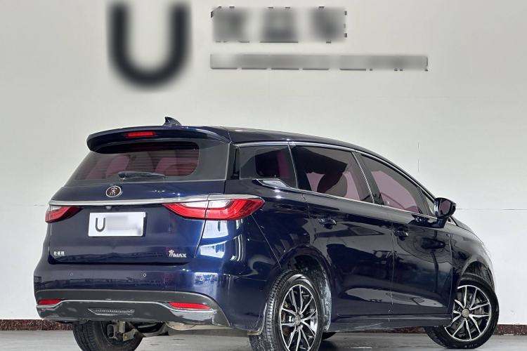 Used BYD Song MAX 2018 1.5T Manual Smart Connect Luxury 6-Seater Exterior 5