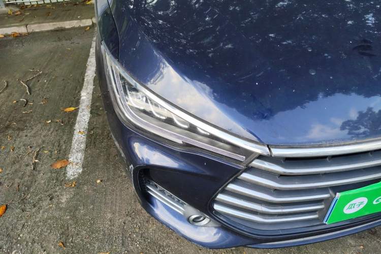 Used BYD Song MAX 2018 1.5T Automatic Smart Connect Elite Model with 6 Seats Exterior 6