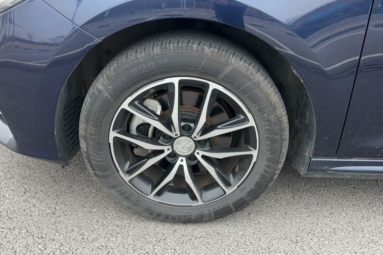 Used BYD Song MAX 2018 1.5T Automatic Smart Connect Elite Model with 6 Seats Exterior 7