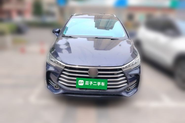 Used BYD Song MAX 2018 1.5T Automatic Smart Connect Luxury 6-Seater Front