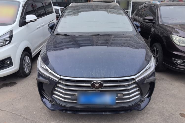 Used BYD Song MAX 2018 1.5T Automatic Smart Connect Elite Model with 6 Seats Front