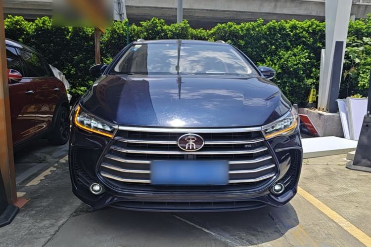 Used BYD Song MAX 2018 1.5T Automatic Smart Connect Elite Model with 6 Seats Front