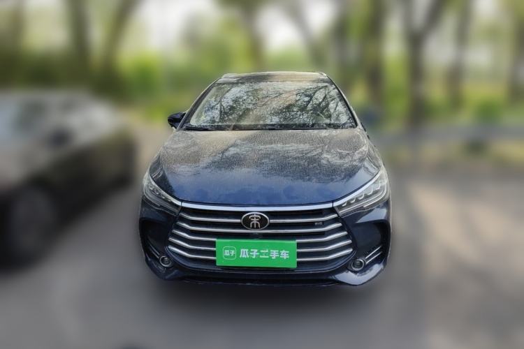 Used BYD Song MAX 2018 1.5T Automatic Smart Connect Elite Model with 6 Seats Front