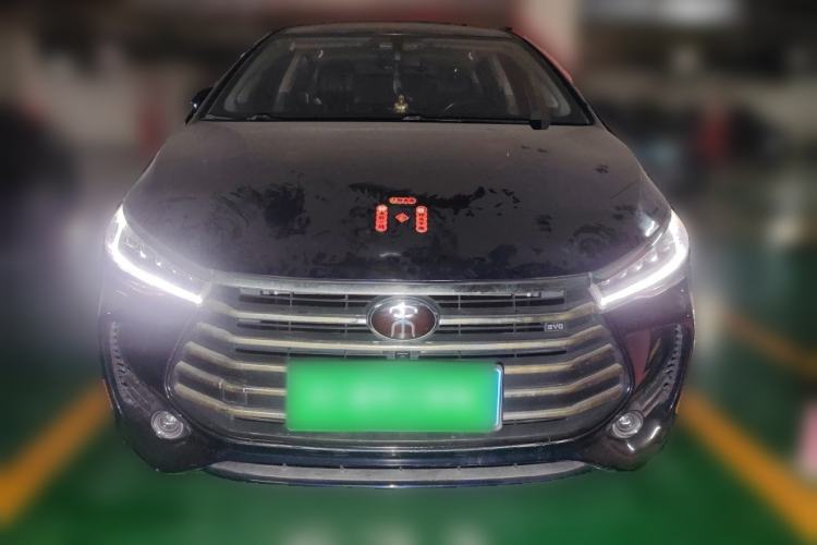 Used BYD Song MAX 2018 1.5T Automatic Smart Connect Luxury 6-Seater Front
