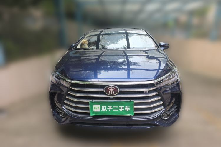 Used BYD Song MAX 2018 1.5T Automatic Smart Connect Luxury 6-Seater Front