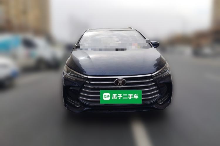 Used BYD Song MAX 2018 1.5T Automatic Smart Connect Elite Model with 6 Seats Front