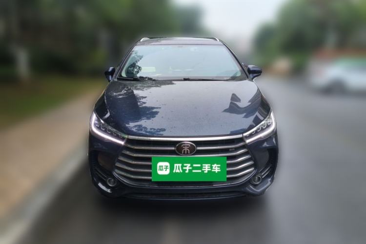 Used BYD Song MAX 2018 1.5T Automatic Smart Connect Elite Model with 6 Seats Front