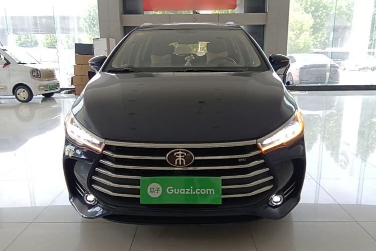 Used BYD Song MAX 2018 1.5T Automatic Smart Connect Elite Model with 6 Seats Front