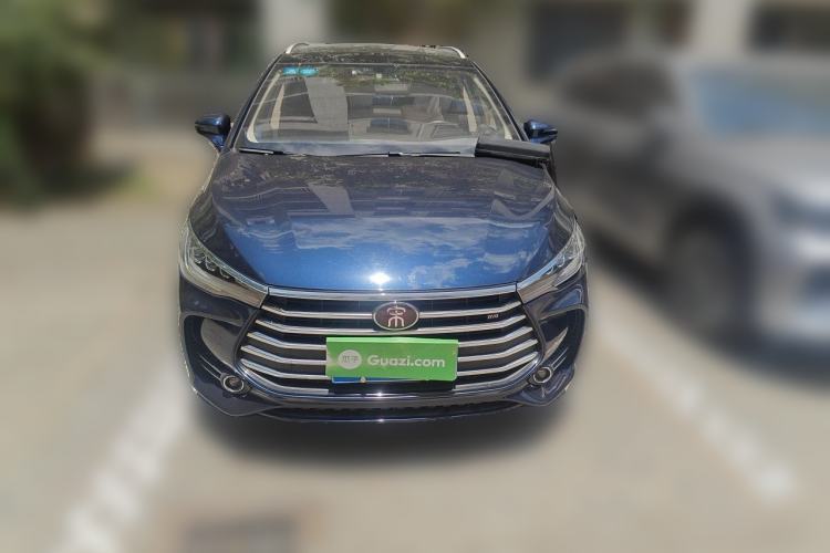 Used BYD Song MAX 2018 1.5T Automatic Smart Connect Luxury 6-Seater Front