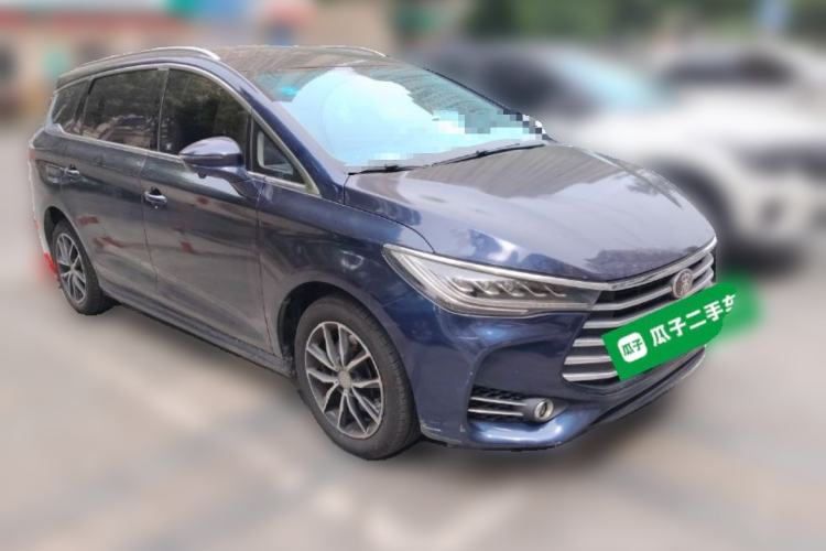 Used BYD Song MAX 2018 1.5T Automatic Smart Connect Luxury 6-Seater Front Right 45 Deg