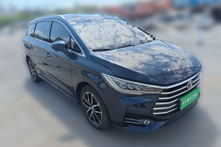 Used BYD Song MAX 2018 1.5T Automatic Smart Connect Luxury 6-Seater Front Right 45 Deg