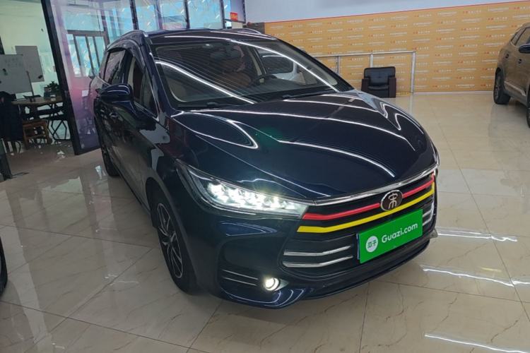 Used BYD Song MAX 2018 1.5T Automatic Smart Connect Luxury 6-Seater Front Right 45 Deg