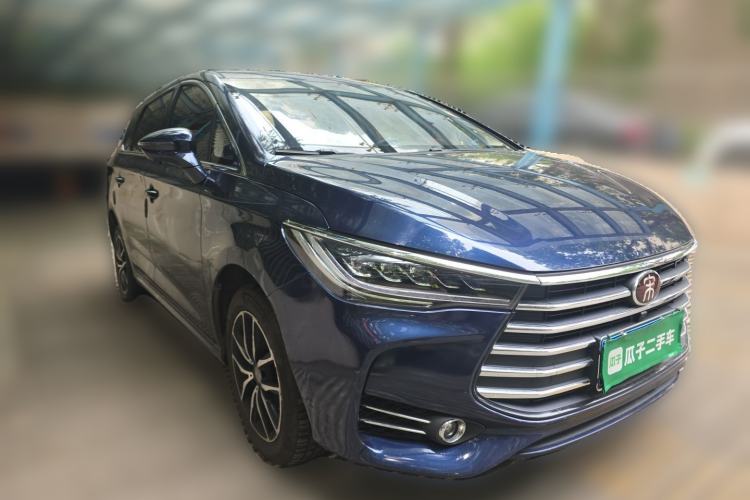 Used BYD Song MAX 2018 1.5T Automatic Smart Connect Luxury 6-Seater Front Right 45 Deg