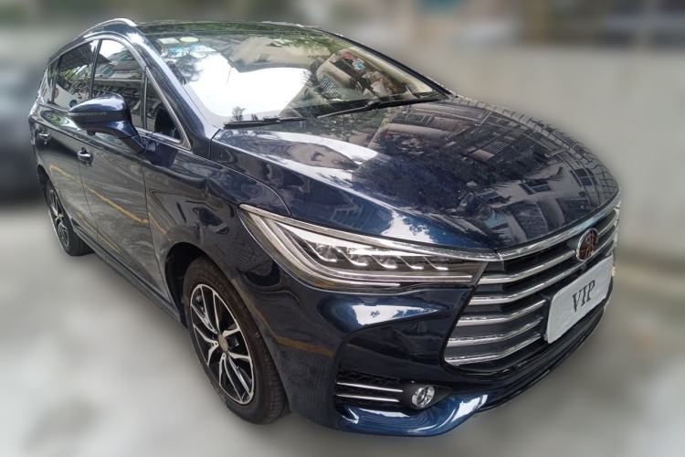 Used BYD Song MAX 2018 1.5T Automatic Smart Connect Luxury 6-Seater Front Right 45 Deg