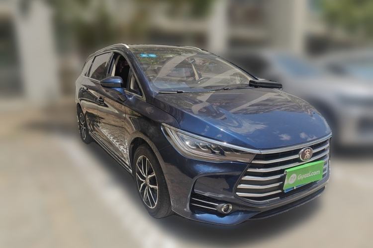 Used BYD Song MAX 2018 1.5T Automatic Smart Connect Luxury 6-Seater Front Right 45 Deg