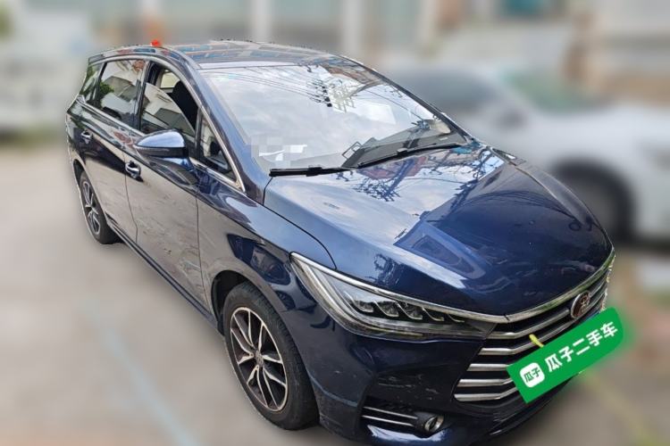 Used BYD Song MAX 2018 1.5T Automatic Smart Connect Luxury 6-Seater Front Right 45 Deg