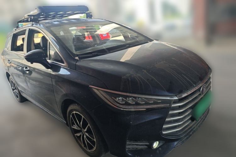 Used BYD Song MAX 2018 1.5T Automatic Smart Connect Luxury 6-Seater Front Right 45 Deg