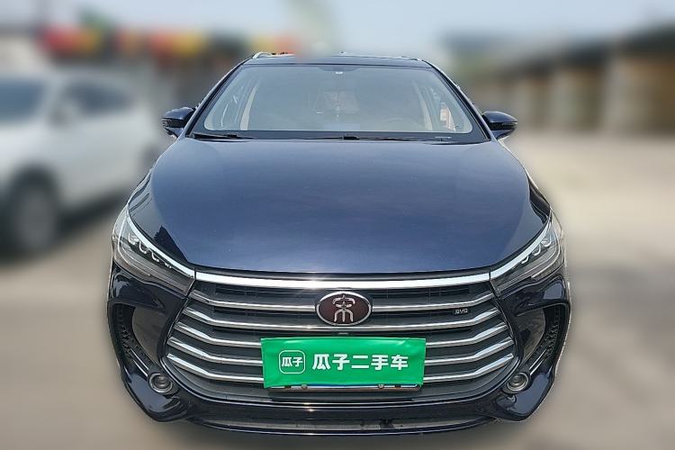 Used BYD Song MAX 2018 1.5T Automatic Smart Connect Elite Model with 6 Seats Front