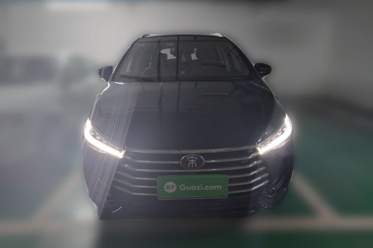 Used BYD Song MAX 2018 1.5T Automatic Smart Connect Luxury 6-Seater Front