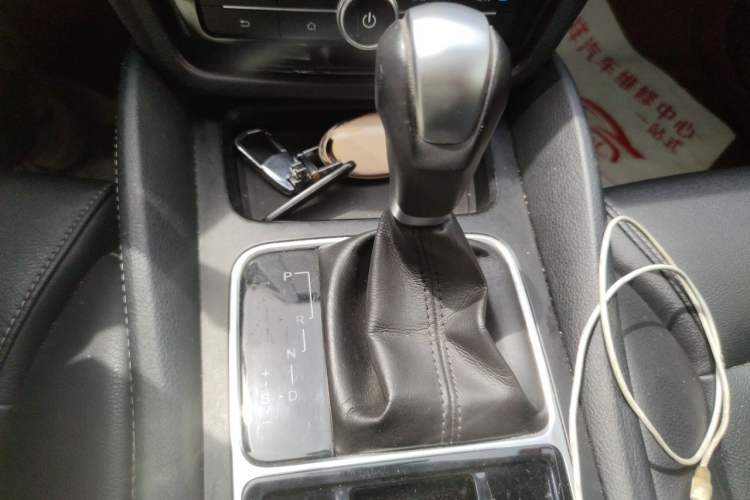 Used BYD Song MAX 2018 1.5T Automatic Smart Connect Elite Model with 6 Seats Gear Lever