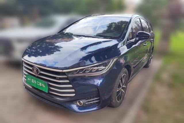 Używany BYD Song MAX 2018 1.5T Automatic Smart Connect Elite Model with 6 Seats