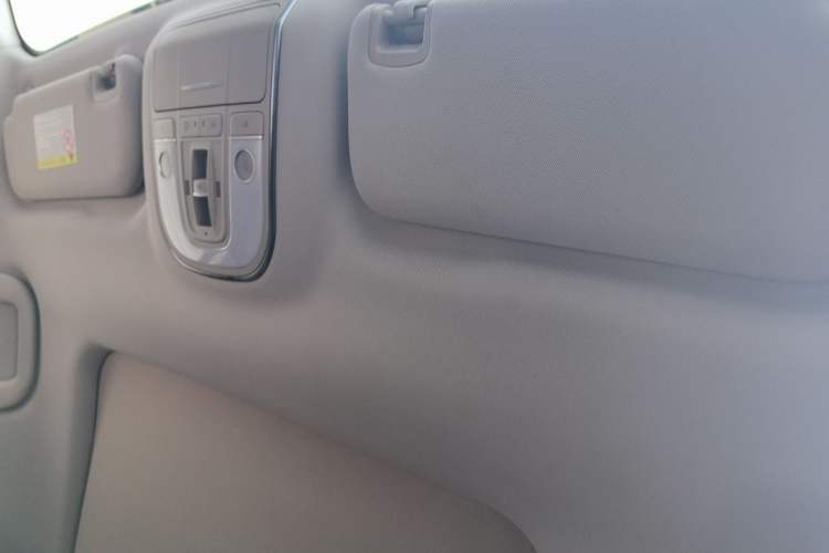 Used BYD Song MAX 2018 1.5T Automatic Smart Connect Elite Model with 6 Seats Headliner