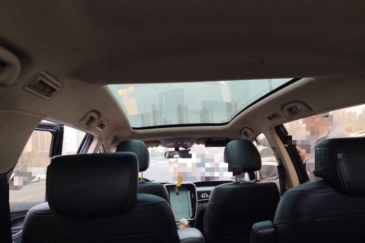 Used BYD Song MAX 2018 1.5T Automatic Smart Connect Elite Model with 6 Seats Headliner