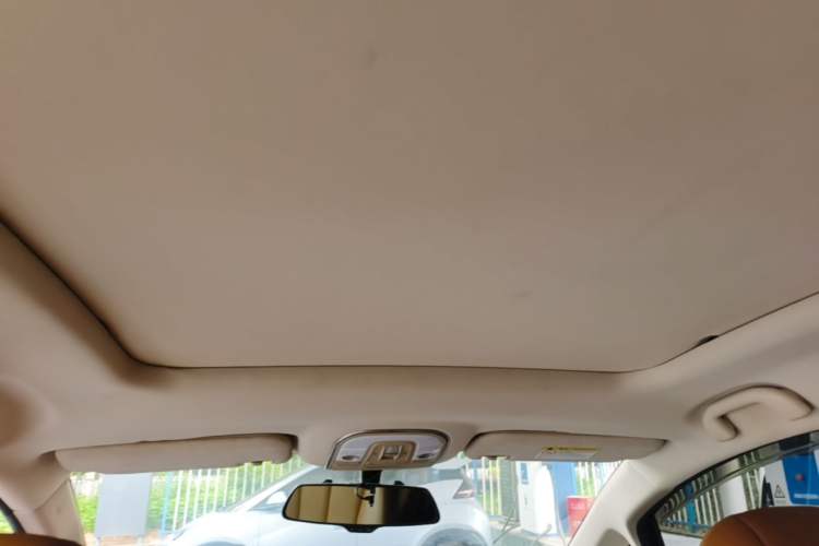 Used BYD Song MAX 2018 1.5T Automatic Smart Connect Elite Model with 6 Seats Headliner