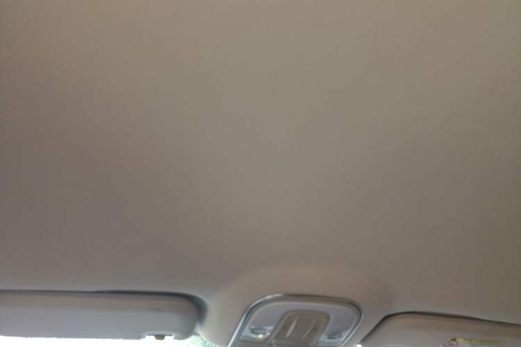 Used BYD Song MAX 2018 1.5T Automatic Smart Connect Luxury 6-Seater Headliner