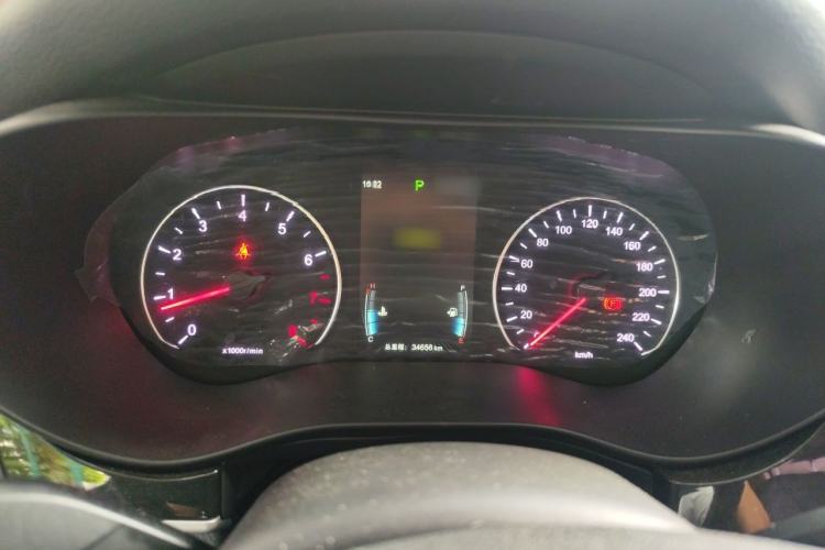 Used BYD Song MAX 2018 1.5T Automatic Smart Connect Elite Model with 6 Seats Instrument Cluster