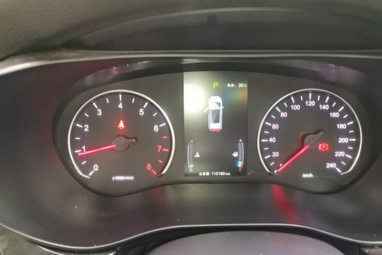 Used BYD Song MAX 2018 1.5T Automatic Smart Connect Luxury 7-Seater Instrument Cluster