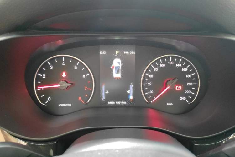 Used BYD Song MAX 2018 1.5T Automatic Smart Connect Elite Model with 6 Seats Instrument Cluster
