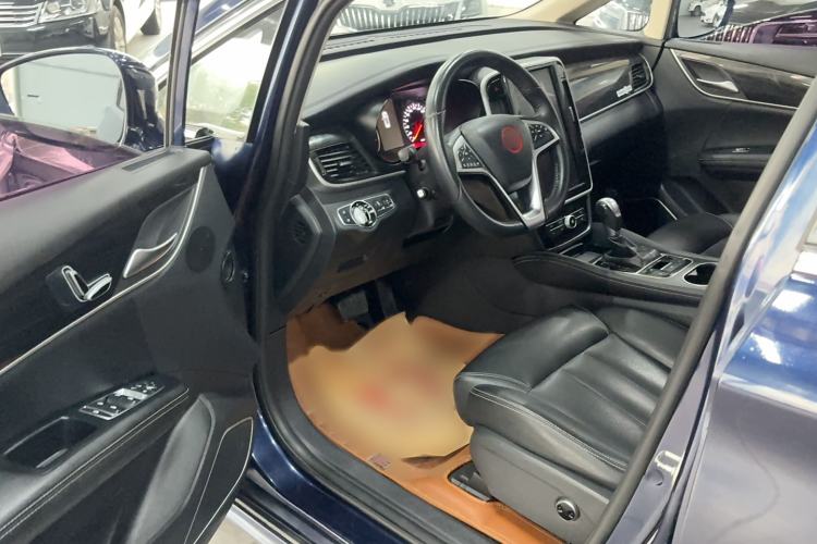 Used BYD Song MAX 2018 1.5T Automatic Smart Connect Luxury 6-Seater Interior 2