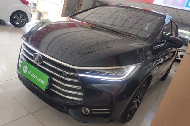 Used BYD Song MAX 2018 1.5T Automatic Smart Connect Elite Model with 6 Seats
