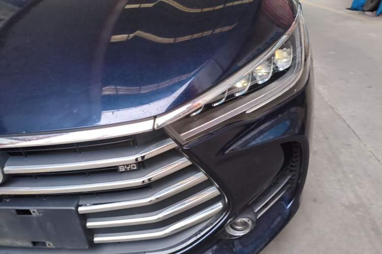 Used BYD Song MAX 2018 1.5T Automatic Smart Connect Elite Model with 6 Seats Left Front Headlight