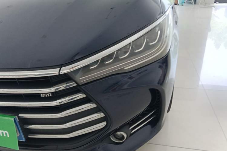 Used BYD Song MAX 2018 1.5T Automatic Smart Connect Elite Model with 6 Seats Left Front Headlight