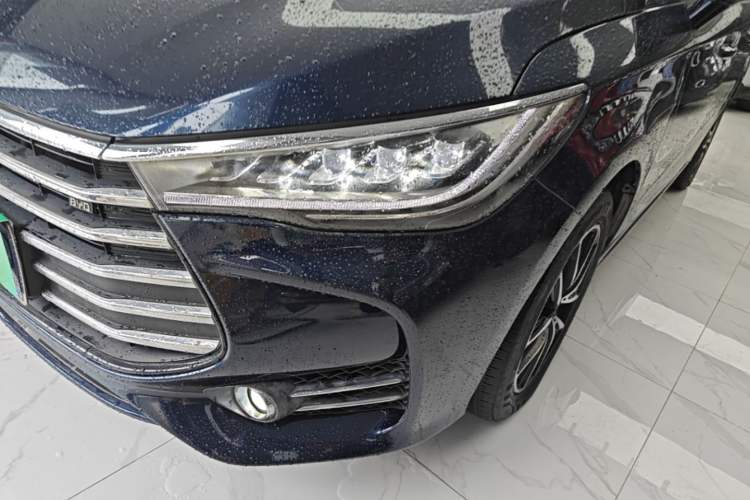 Used BYD Song MAX 2018 1.5T Automatic Smart Connect Luxury 6-Seater Left Front Headlight