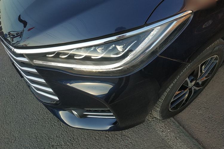 Used BYD Song MAX 2018 1.5T Automatic Smart Connect Elite Model with 6 Seats Left Front Headlight