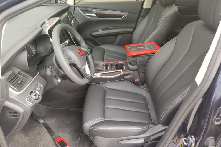 Used BYD Song MAX 2018 1.5T Automatic Smart Connect Elite Model with 6 Seats Left Front Seat
