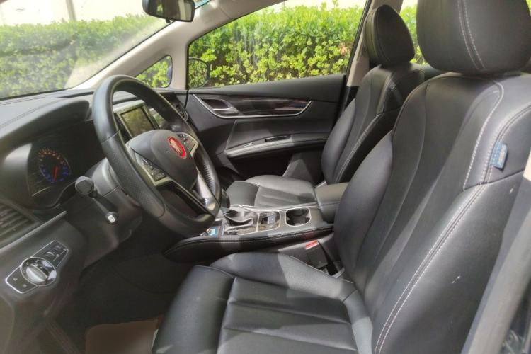 Used BYD Song MAX 2018 1.5T Automatic Smart Connect Elite Model with 6 Seats Left Front Seat