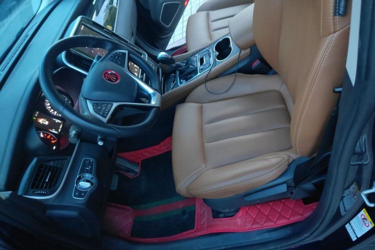 Used BYD Song MAX 2018 1.5T Automatic Smart Connect Elite Model with 6 Seats Left Front Seat