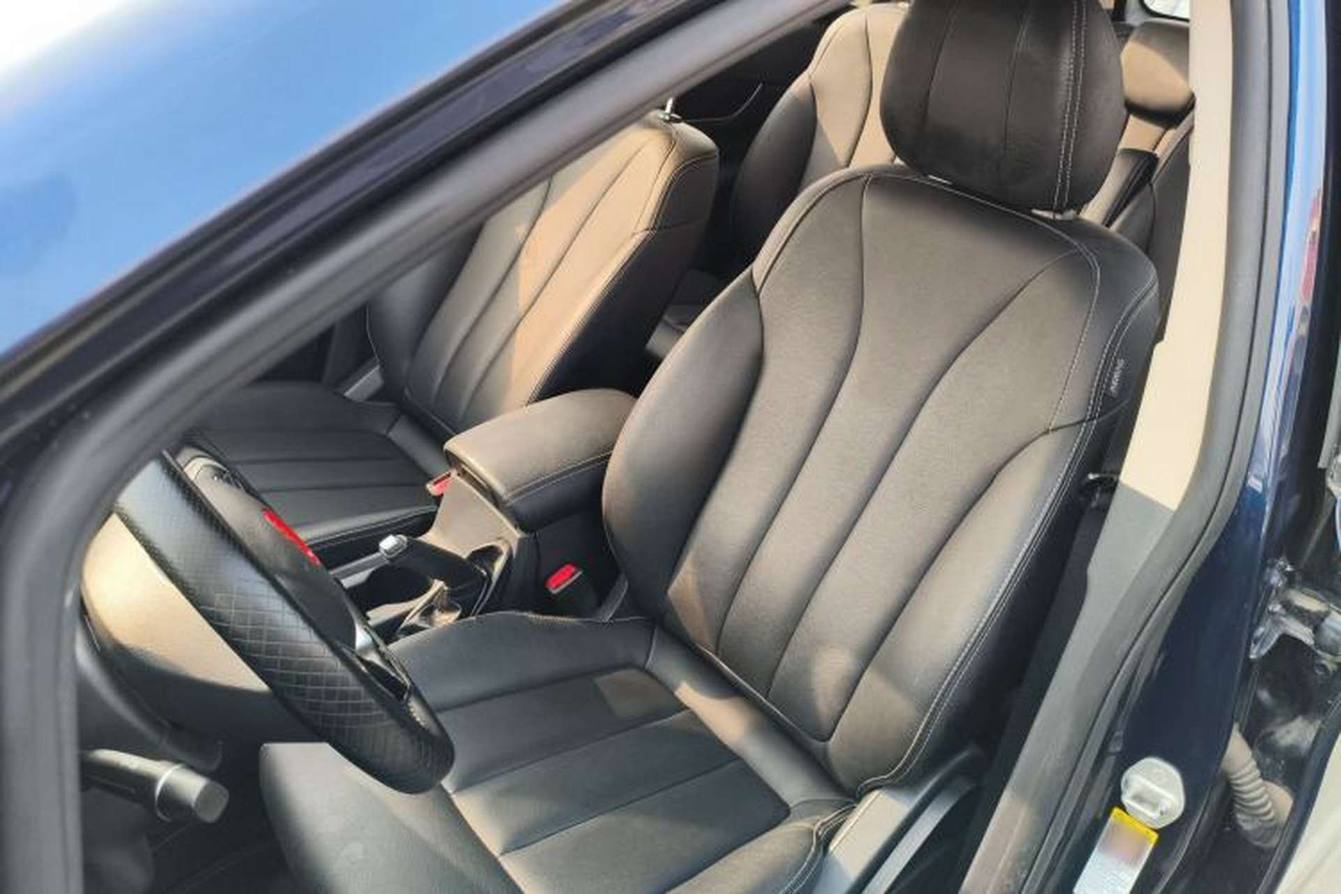 Used BYD Song MAX 2018 1.5T Manual Smart Connect Luxury 6-Seater Left Front Seat